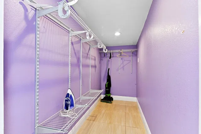 Residence photo 12