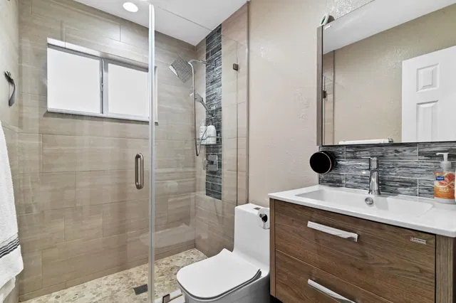 Residence photo 20