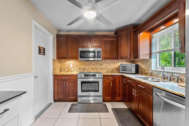 Residence photo 7