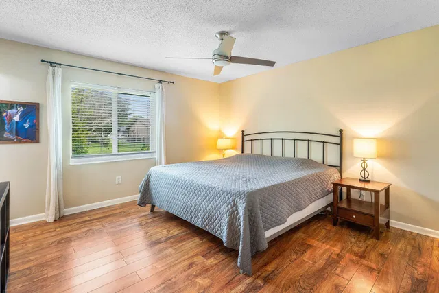 Residence photo 9