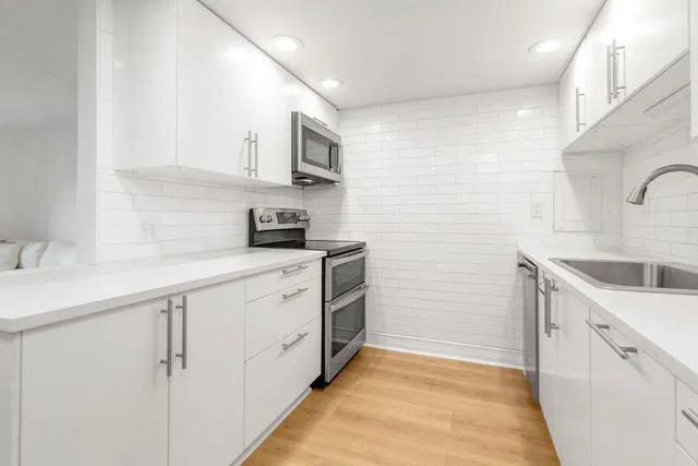 Downtown West Palm Beach Unit 5g photo 8