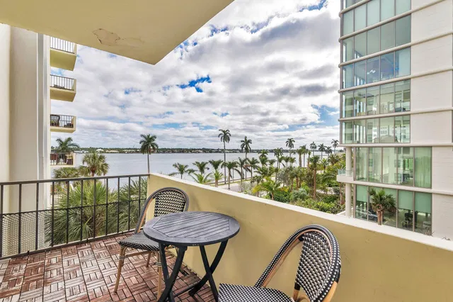 Downtown West Palm Beach Unit 5g photo 14