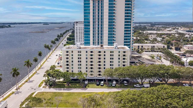 Downtown West Palm Beach Unit 5g photo 17