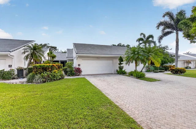 Boca West Country Club Unit 5203 photo 2
