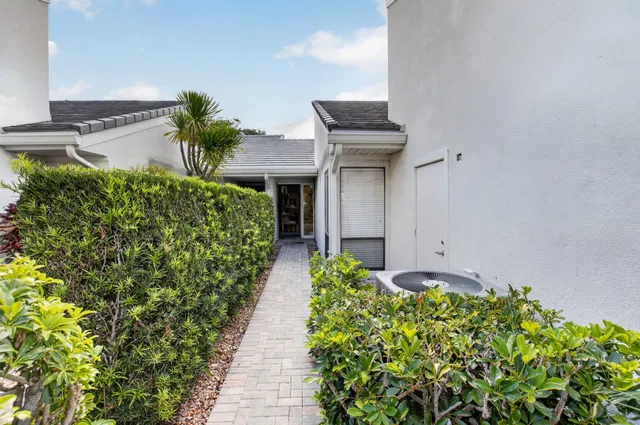 Boca West Country Club Unit 5203 photo 3
