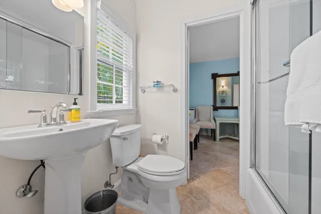 Residence photo 24
