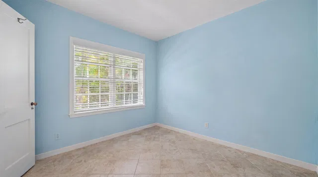 Residence photo 26