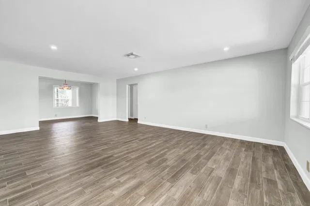 Residence photo 18