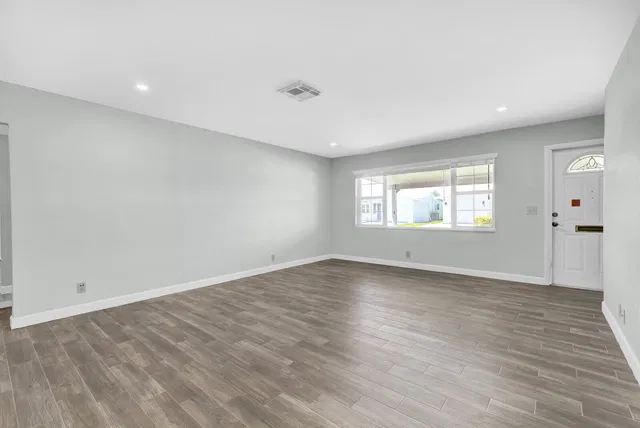 Residence photo 19