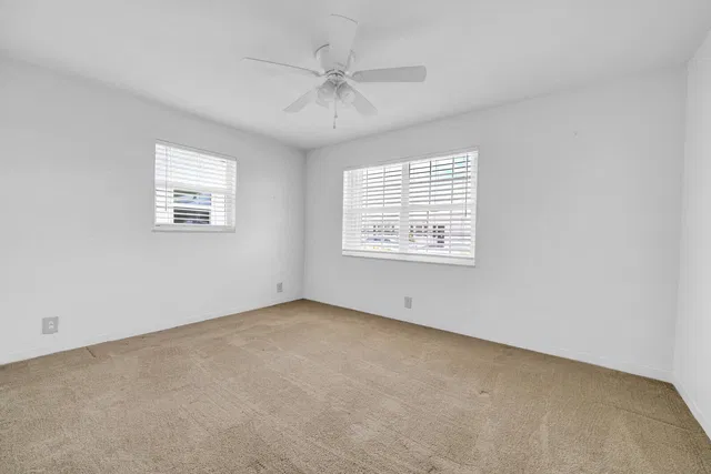 Residence photo 27