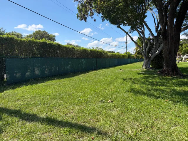 Unit 399 photo 9