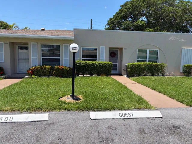 Unit 399 photo 11