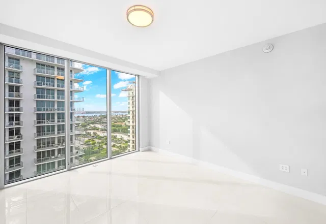 Amrit Ocean Resort & Residences Unit H-1708 photo 22