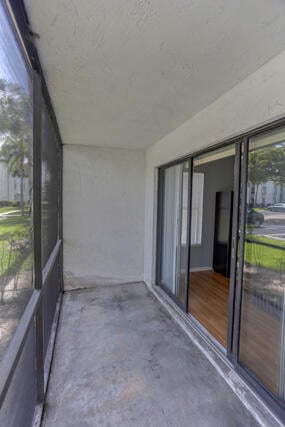 Unit E1 photo 2