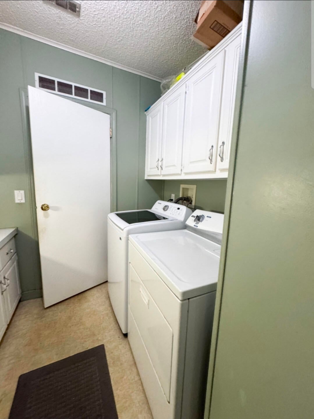  Unit 120 photo 17
