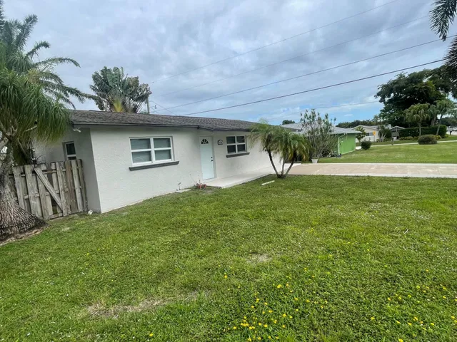 Residence photo 2