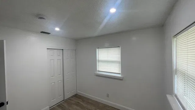 Residence photo 11