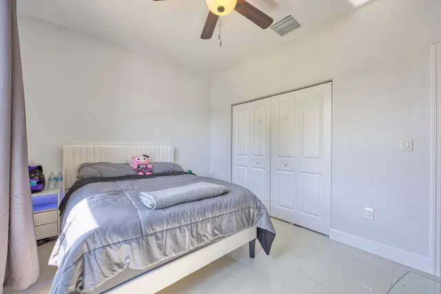  Residence photo 5