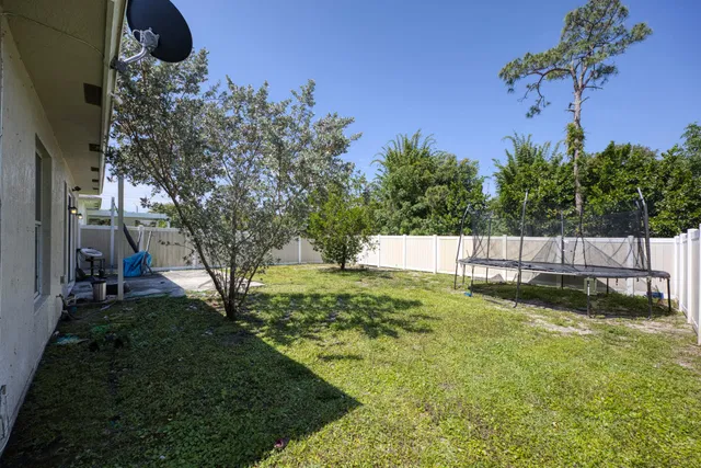  Residence photo 31