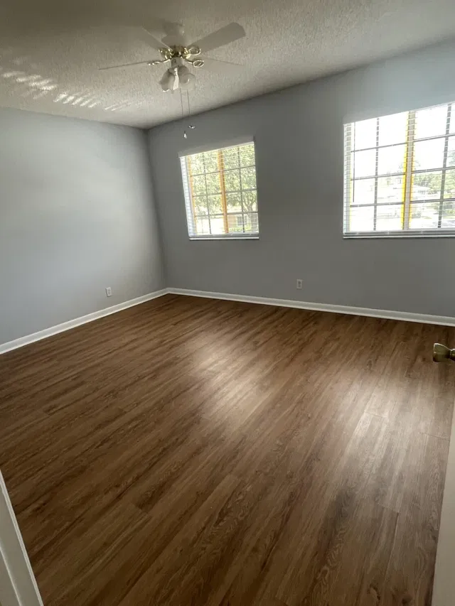Residence photo 2