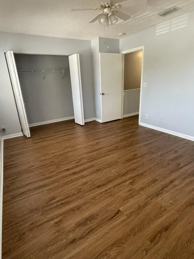 Residence photo 4