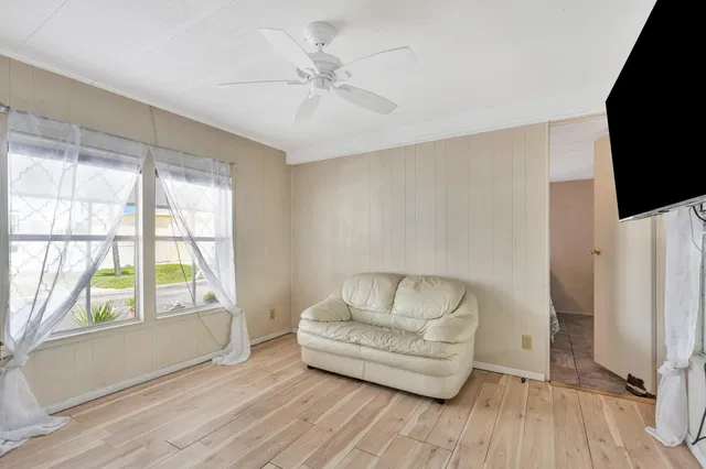 Residence photo 20