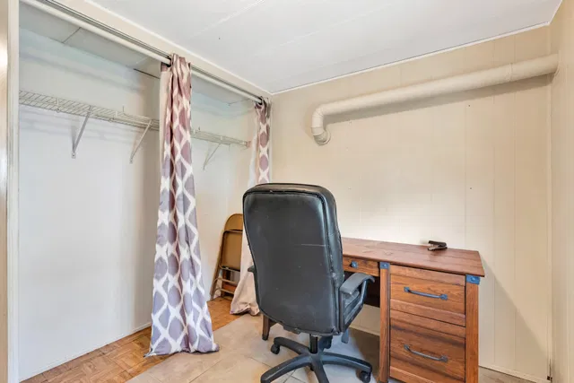 Residence photo 36
