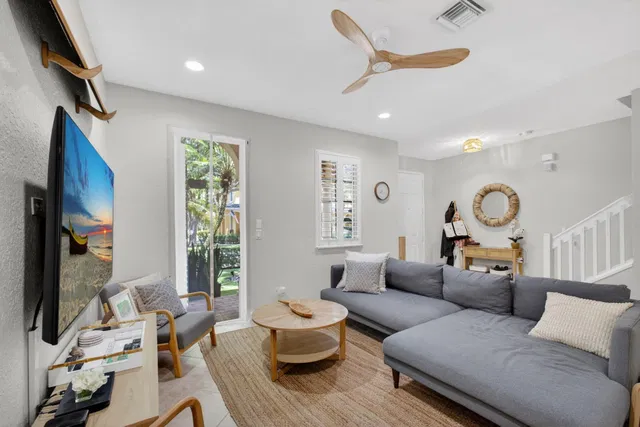 Canterbury Place Residence photo 12