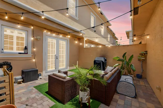 Canterbury Place Residence photo 26