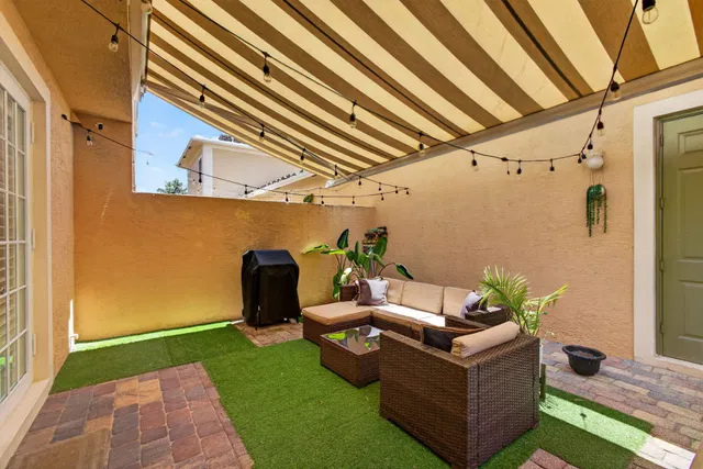 Canterbury Place Residence photo 32