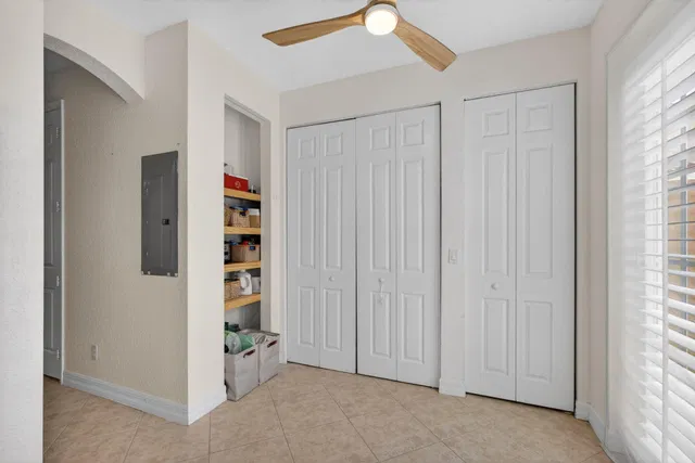 Canterbury Place Residence photo 34