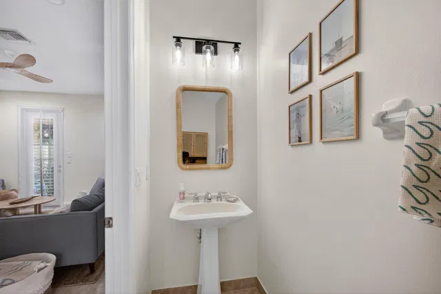 Canterbury Place Residence photo 35