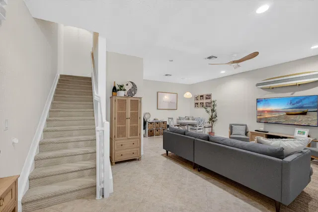 Canterbury Place Residence photo 37