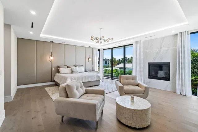 Royal Palm Yacht and Country Club Residence photo 19