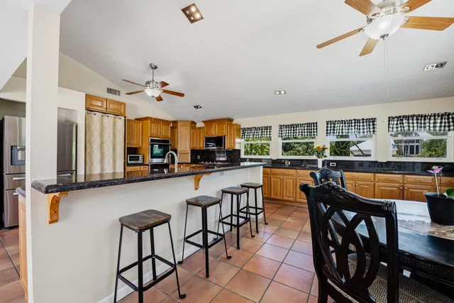 Rocky Point Residence photo 23
