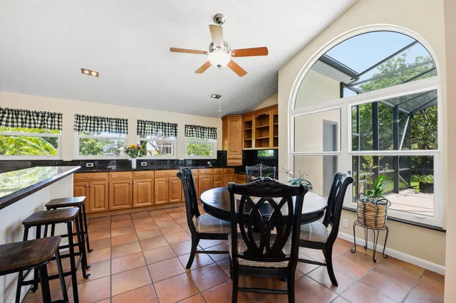 Rocky Point Residence photo 24