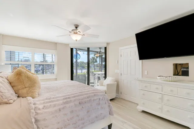 Residence photo 23
