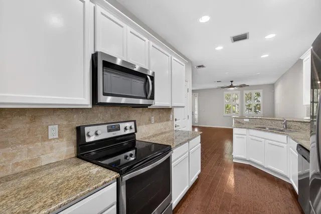 Mallory Creek Abacoa Residence photo 12
