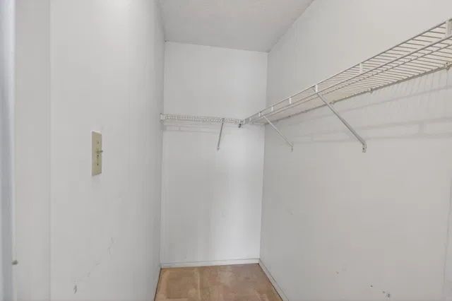  Residence photo 34