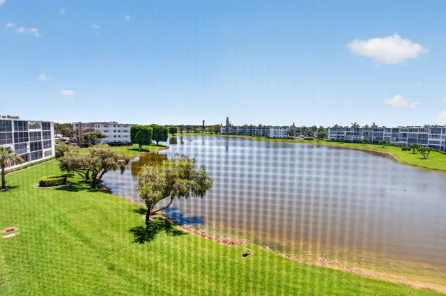  Residence photo 45
