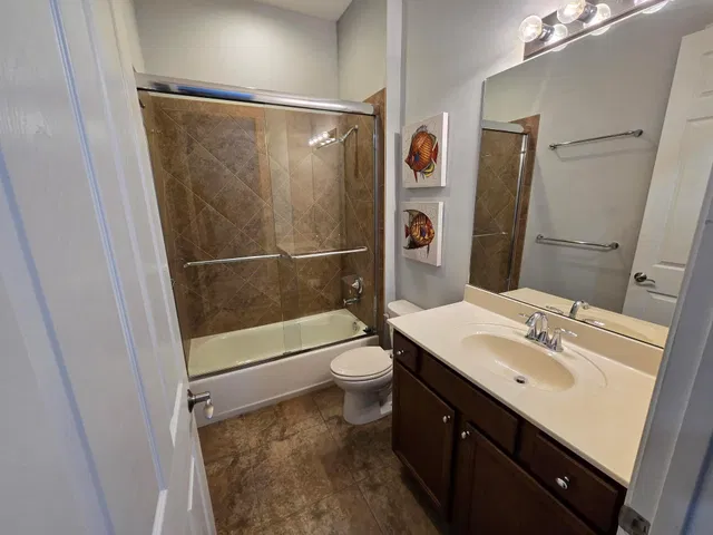 Residence photo 18