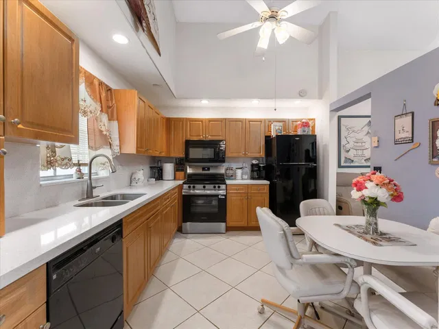 Residence photo 11