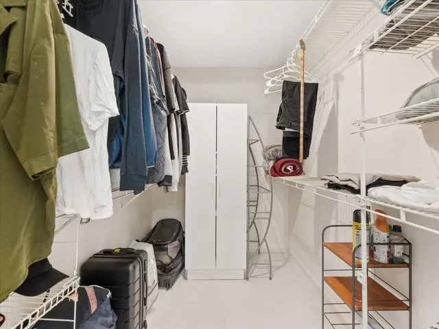 Residence photo 33