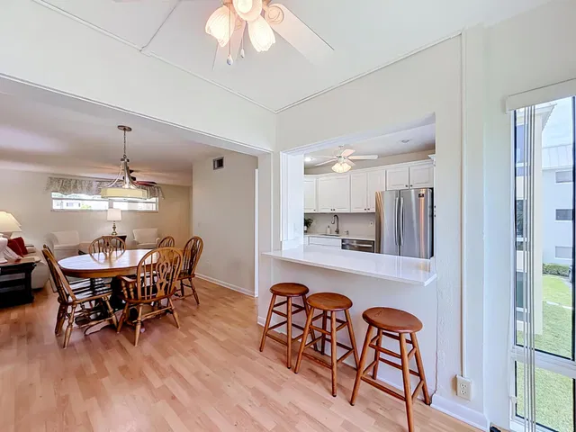 Unit 202 photo 13