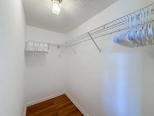 Unit 202 photo 26