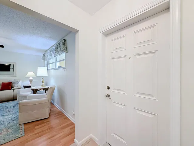 Unit 202 photo 33
