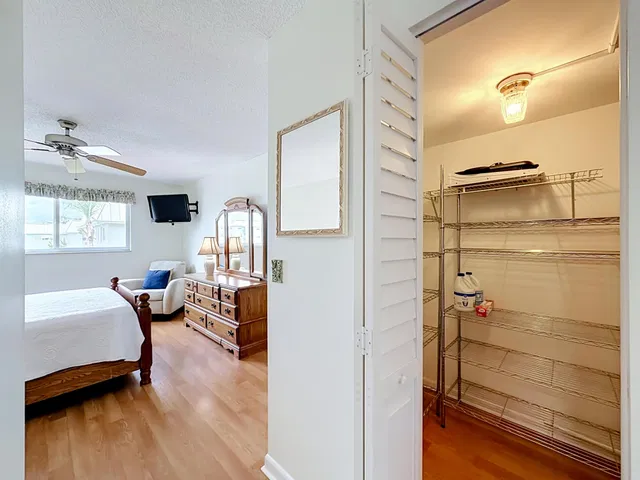Unit 202 photo 35