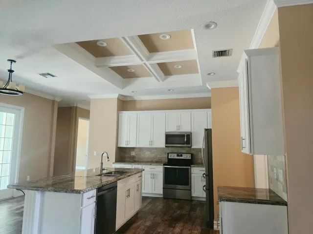 Residence photo 6