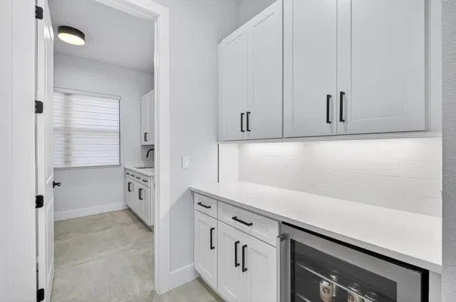 Residence photo 18