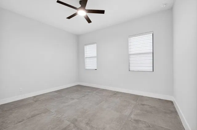 Residence photo 30